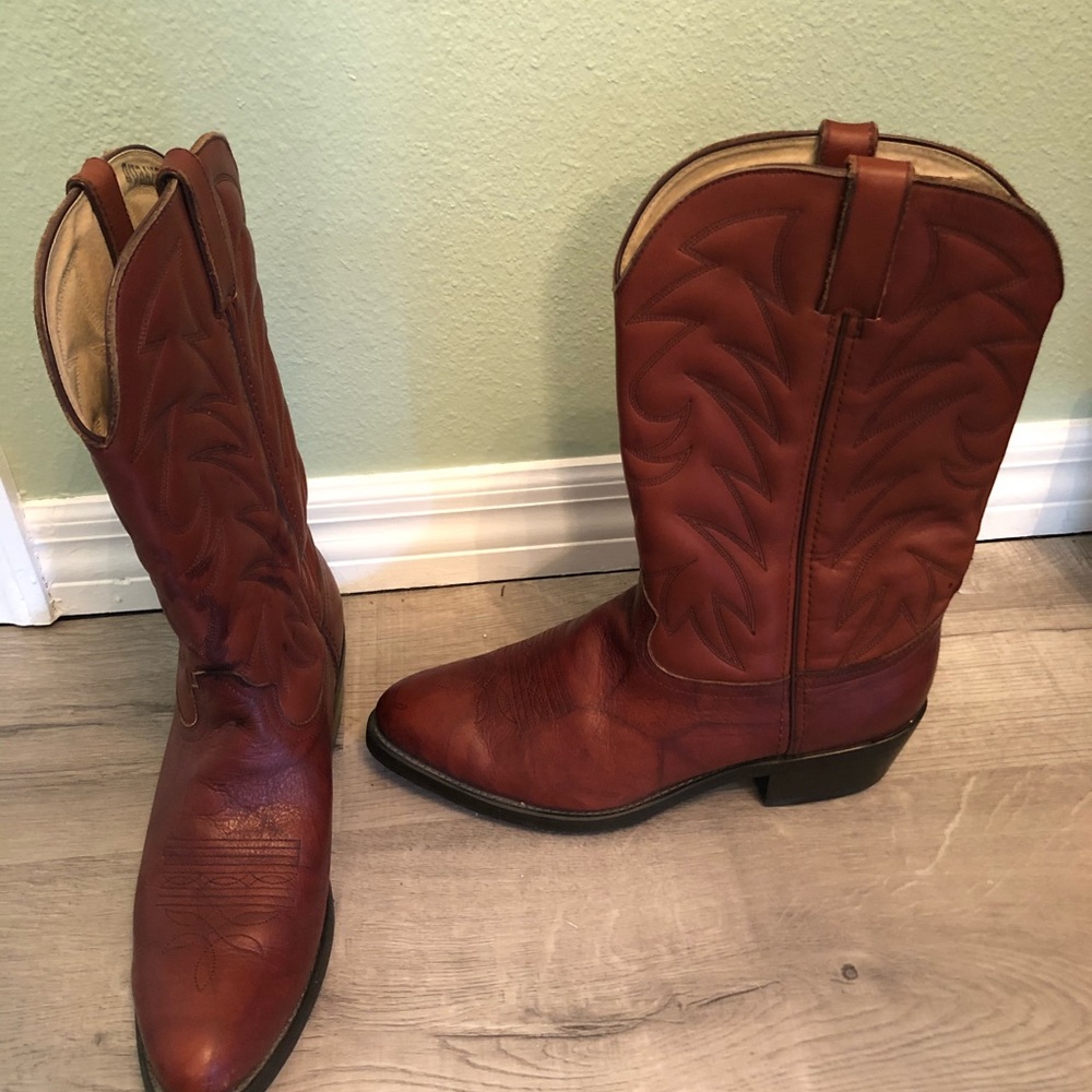 Men’s size 9-1/2 Durango boots